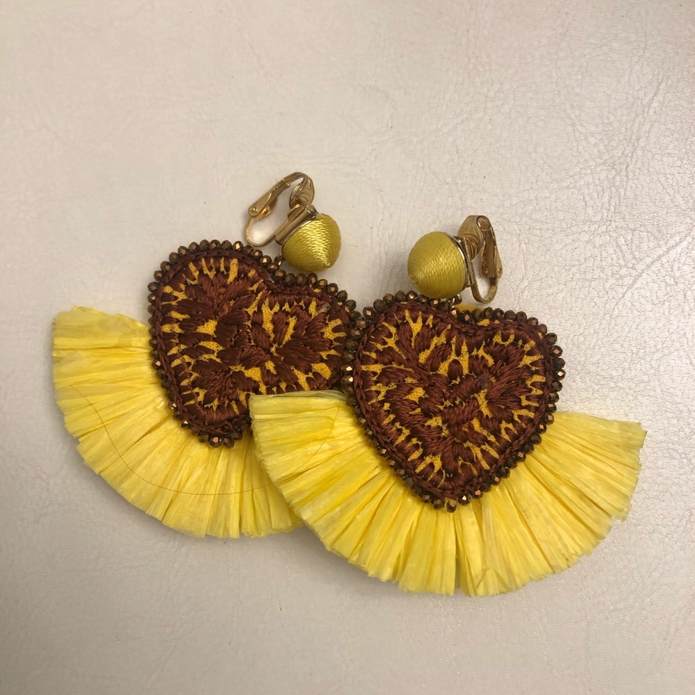 Handmade earrings from Oaxaca artist Gabi Vilchiz